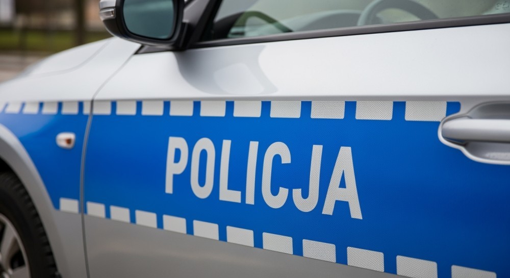 Policja ściga sprawców nielegalnego porzucenia odpadów chemicznych