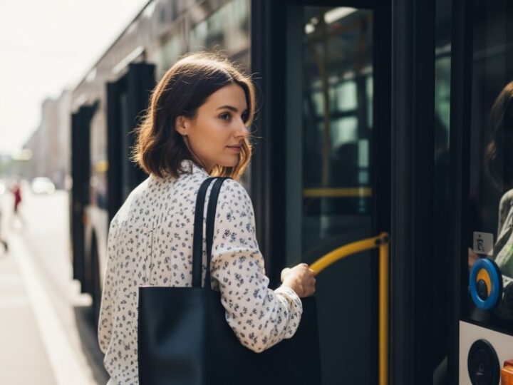 Nowoczesne wiaty na przystankach Polna 01 i Klarysew 01 już w budowie
