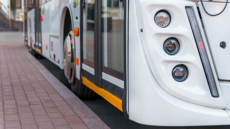 Zmiany w kursowaniu linii L16 od 23 marca – nowe trasy i rozkłady