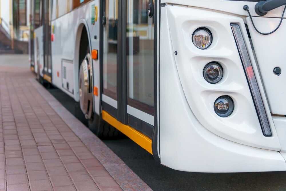 Zmiany w kursowaniu linii L16 od 23 marca – nowe trasy i rozkłady