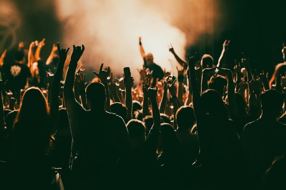 Lato w Hugonówce: Muzyka, taniec i plenerowe kino