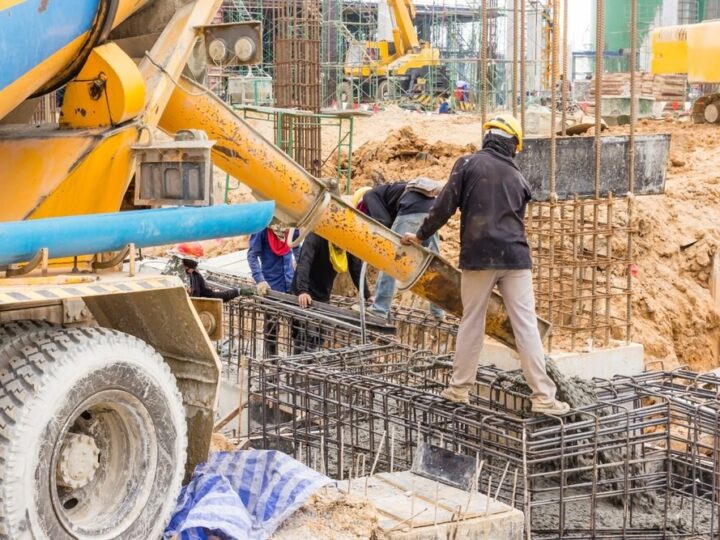 Nowe boiska przy Trójce – gmina ogłasza przetarg na modernizację